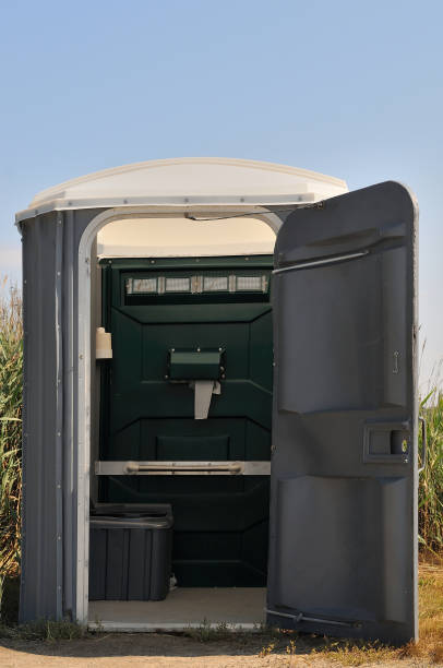 Best Portable restroom trailer rental  in Gramercy, LA