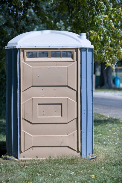 Best Portable restroom trailer rental  in Gramercy, LA